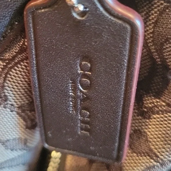 Coach large handbag silver hardware - Picture 4 of 14